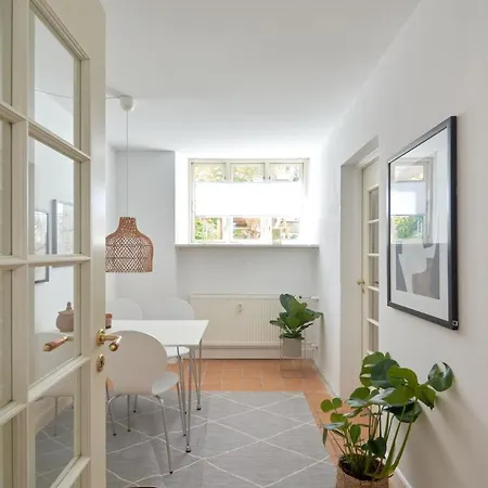 Danish Hygge Close To The Lakes * Copenhagen