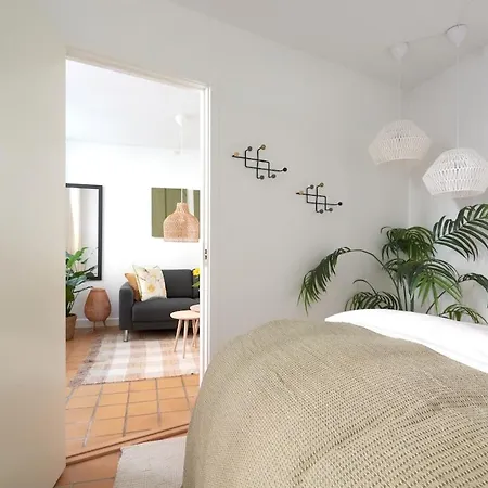Danish Hygge Close To The Lakes Apartamento *